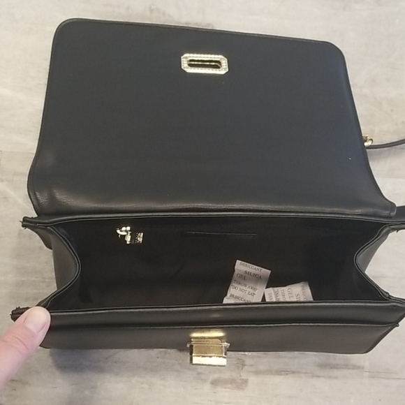 💕BADGLEY MISCHKA Studio Studed Quilted Crossbody - Picture 10 of 16